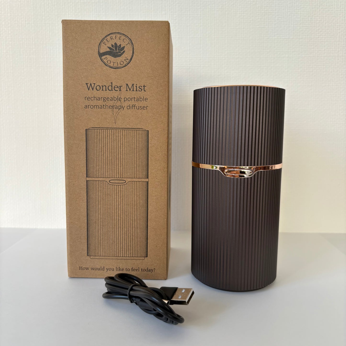 ワンダーミスト コードレス(充電式)超音波アロマディフューザー【ブラウン】