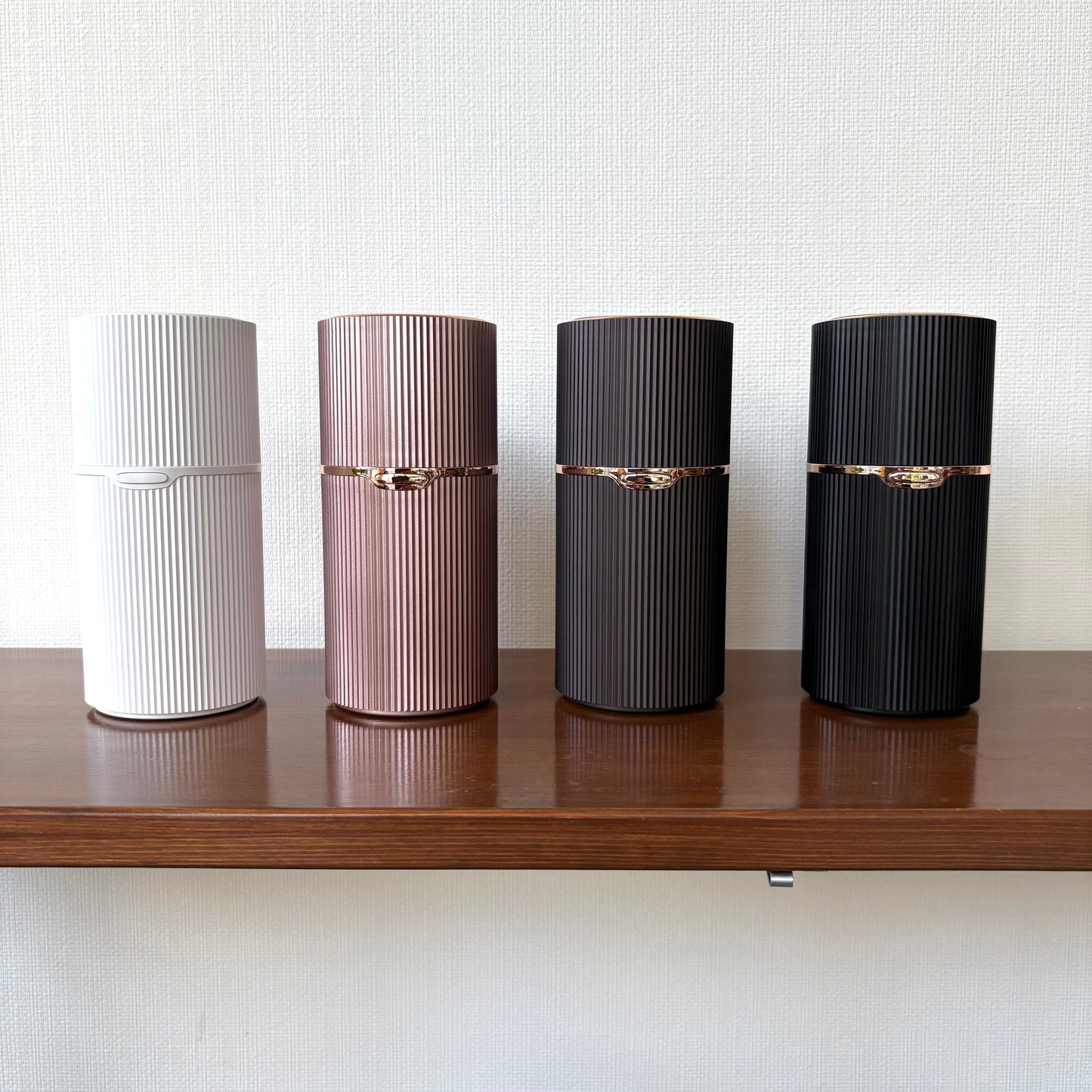 ワンダーミスト コードレス(充電式)超音波アロマディフューザー【白】